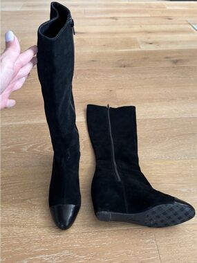 Delman Black Suede Knee-High Boots with Patent Leather Cap Toe, Size 7.5